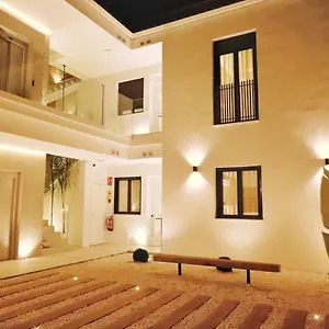 Medina Homes Puente Aparthotel
